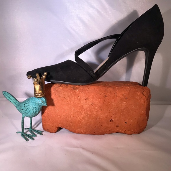 Jones New York Heels 8.5 Black Velvet NWT - Picture 2 of 4